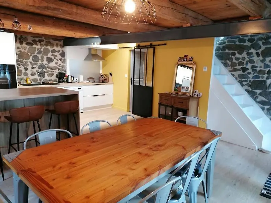 Holiday home Maison De Ville De Charme Aiguilhe France