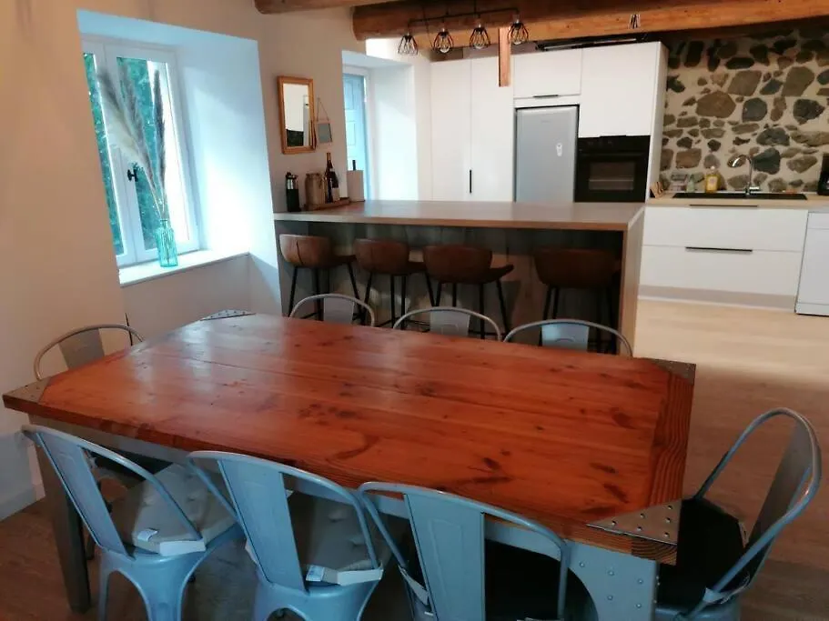 Maison De Ville De Charme Aiguilhe Holiday home