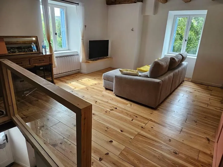 Holiday home Maison De Ville De Charme Aiguilhe